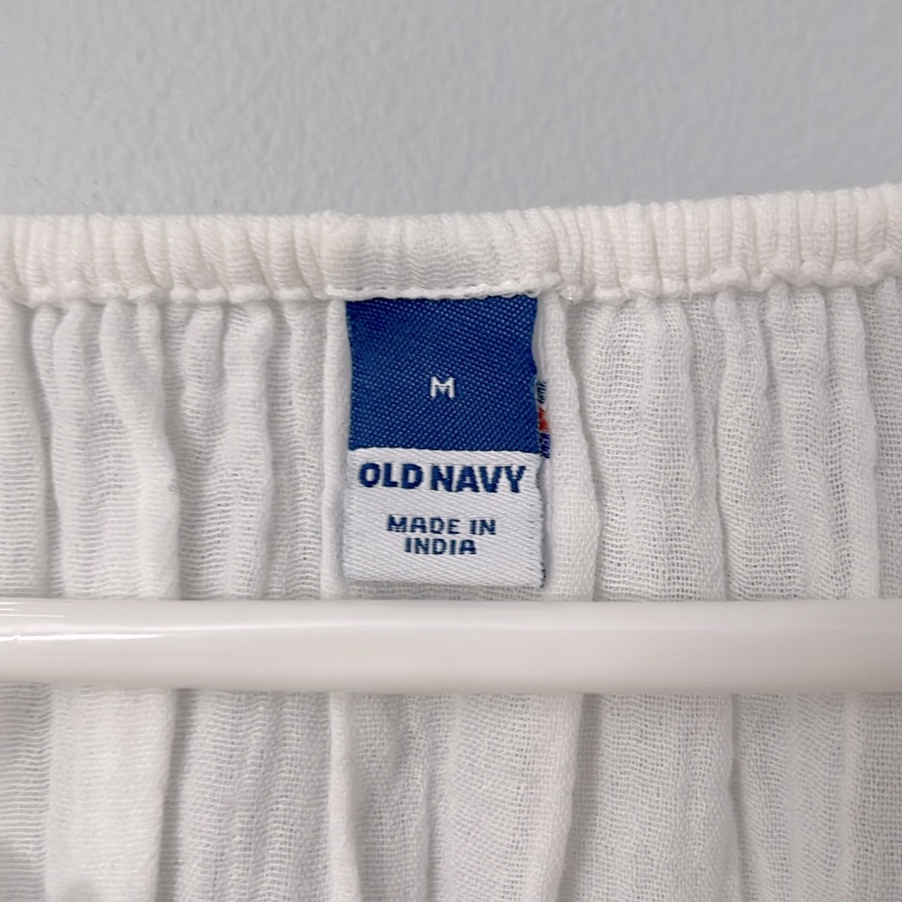 Old Navy white blouse - Picture 3 of 5